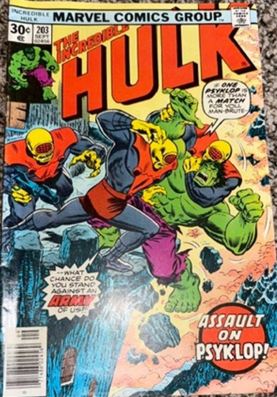 Incredible Hulk #203 (1976) Marvel Bronze Age – Assault on Psyklop – Vintage